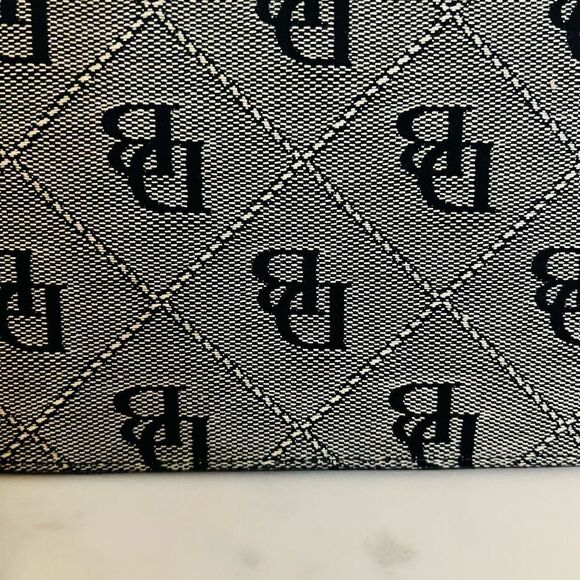 DOONEY & BOURKE‎ Milly Logo Wristlet Wallet Clutch, Gray Black, NWT - Picture 13 of 14